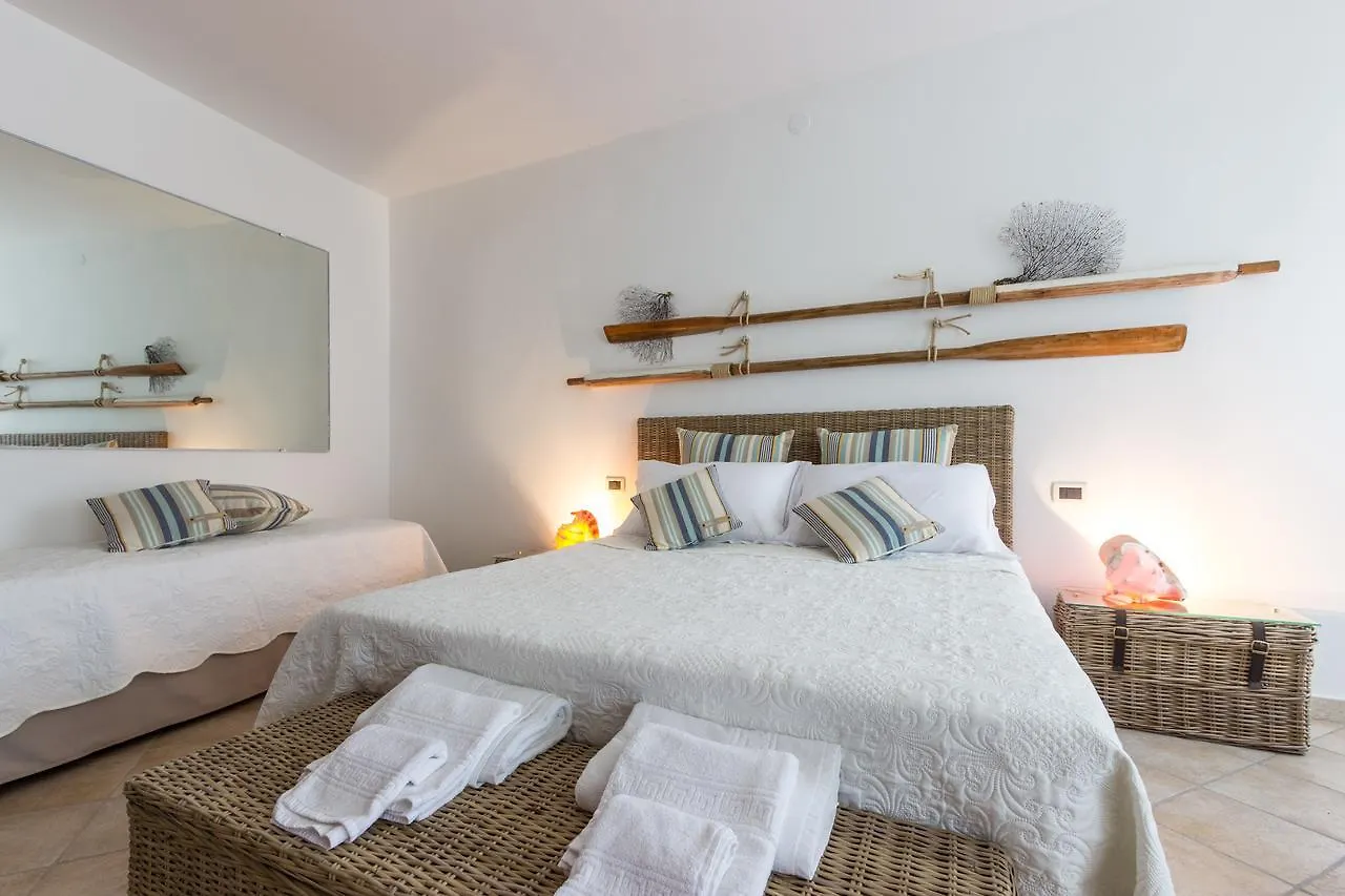 Bed and Breakfast Abbaino Massa  Bed & Breakfast Massa (Tuscany)
