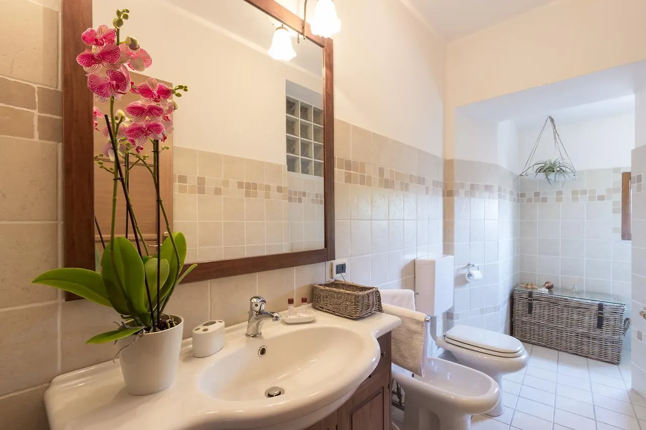 Bed and Breakfast Abbaino Massa  Italia