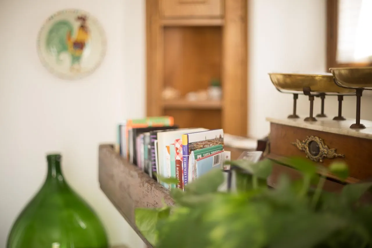 Bed and Breakfast Abbaino Massa  Bed & Breakfast Massa (Tuscany)